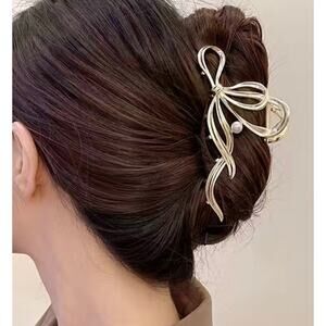 Gold Bow Hair Clip